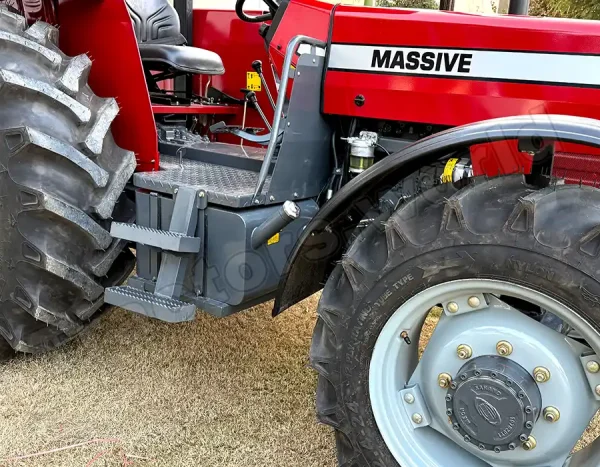 Massive 390 SE 4WD Tractors For Sale In Zimbabwe