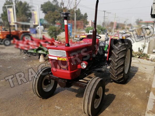 New-Holland-640