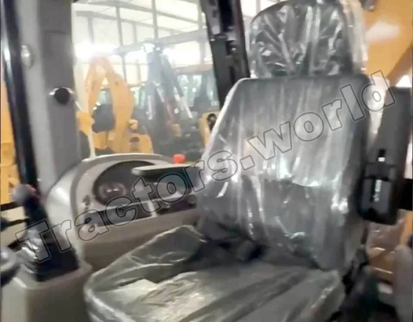 Massive 4CX Backhoe Loader In Zimbabwe
