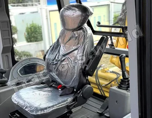 Massive 3CX (Side Shift) Backhoe Loader In Zimbabwe