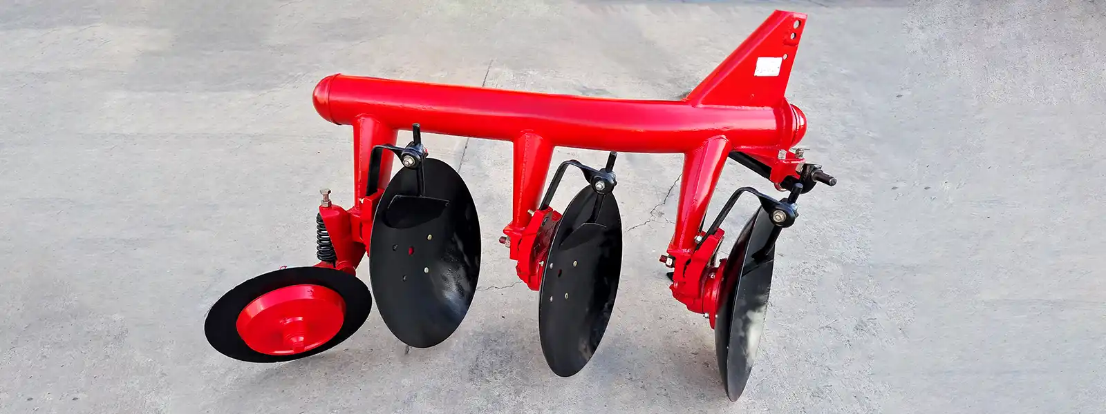 3 disc plough